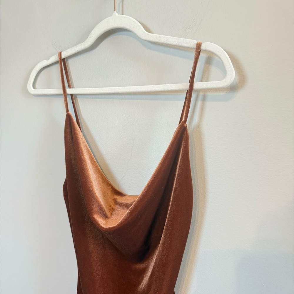 Lulus • NWT Rust Brown Velvet Dress Jazzy Belle Cowl Neckline Sz Small Cocktail‎ - Picture 6 of 11